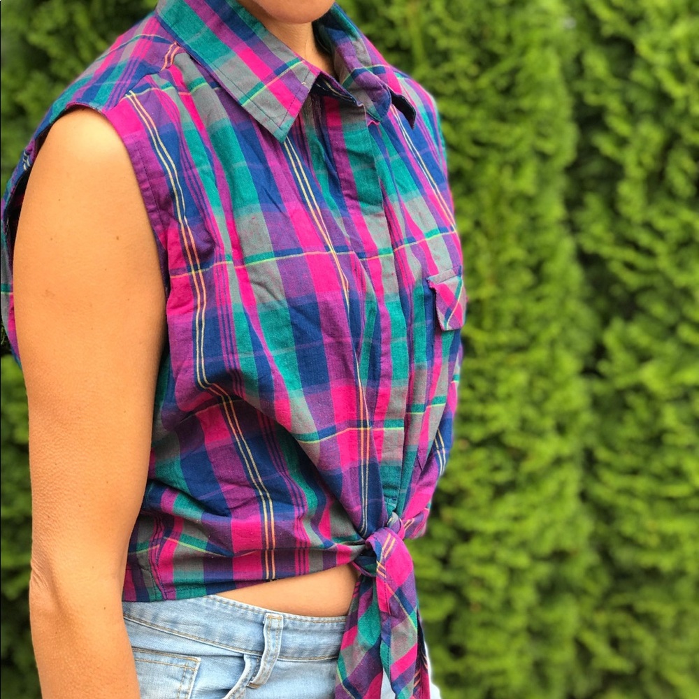 90s Vintage Plaid Tie-Front Crop Top